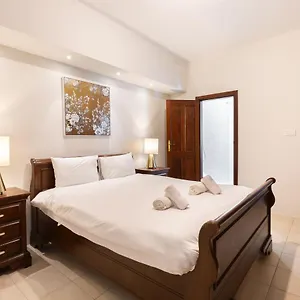 Apartament Just Minutes From The By Jl, Sliema