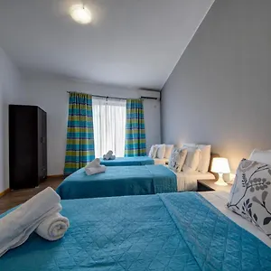 Apartament Fleur Court - 4 Bedroom Side Seaviews And Penthouse By Shortletsmalta, Sliema